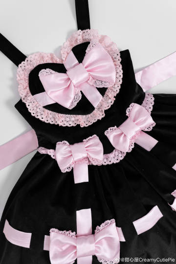 Ribbon Gift Box ミニ丈ジャンパースカートとトップスのセット