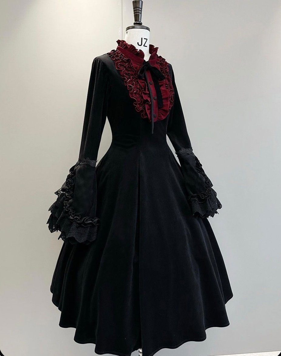 宵闇薔薇 エレガントゴシックフリルワンピース