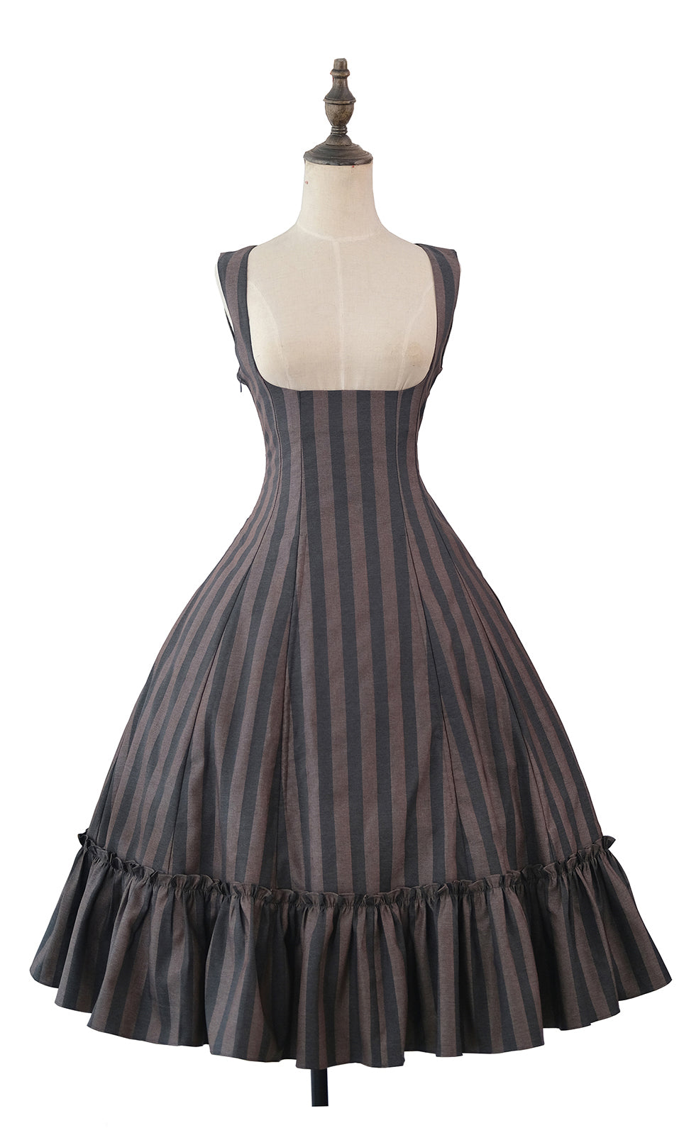 【受注予約12/3まで】Monochrome Reverie ジャンパースカート・ストライプ