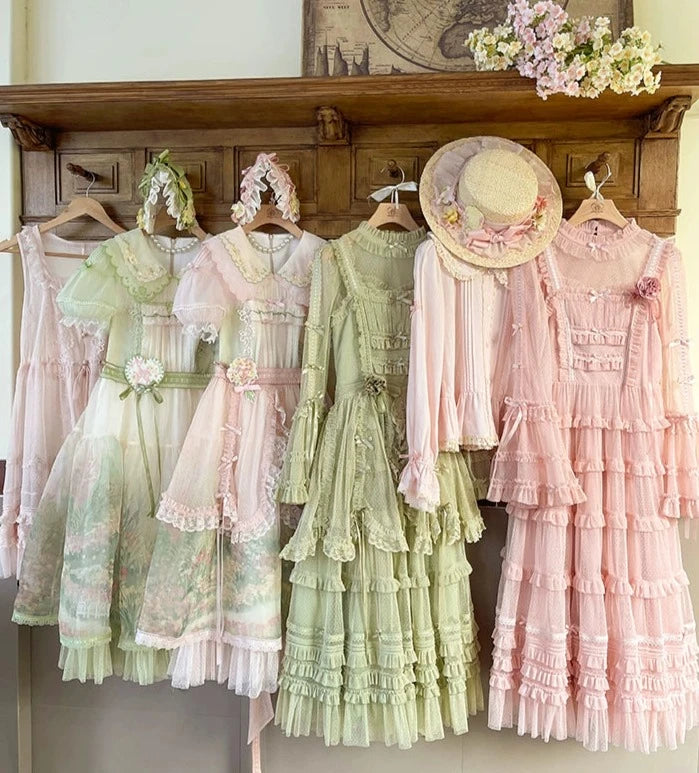 【再販・受注予約2/12まで】Fragrant Grass フリルシアーブラウス