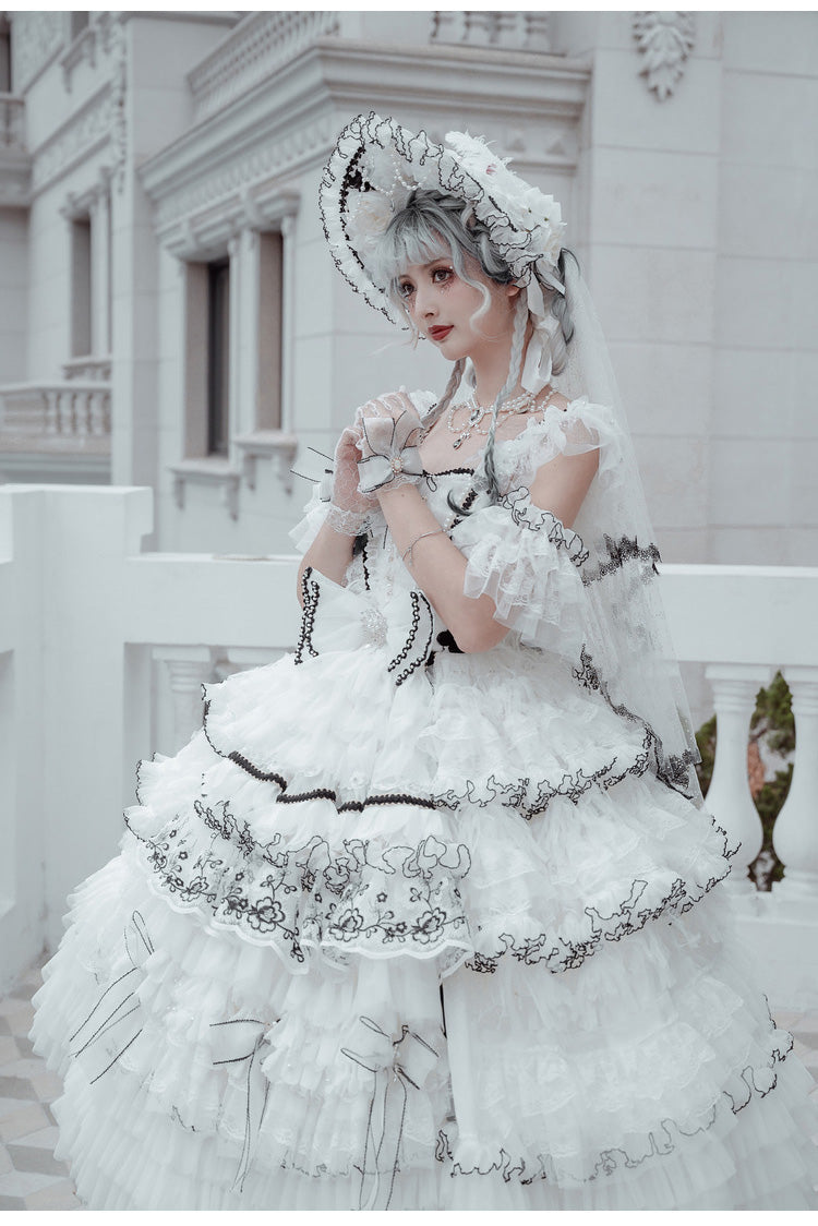 Dark knight ロイヤルホワイトのプリンセスドレス