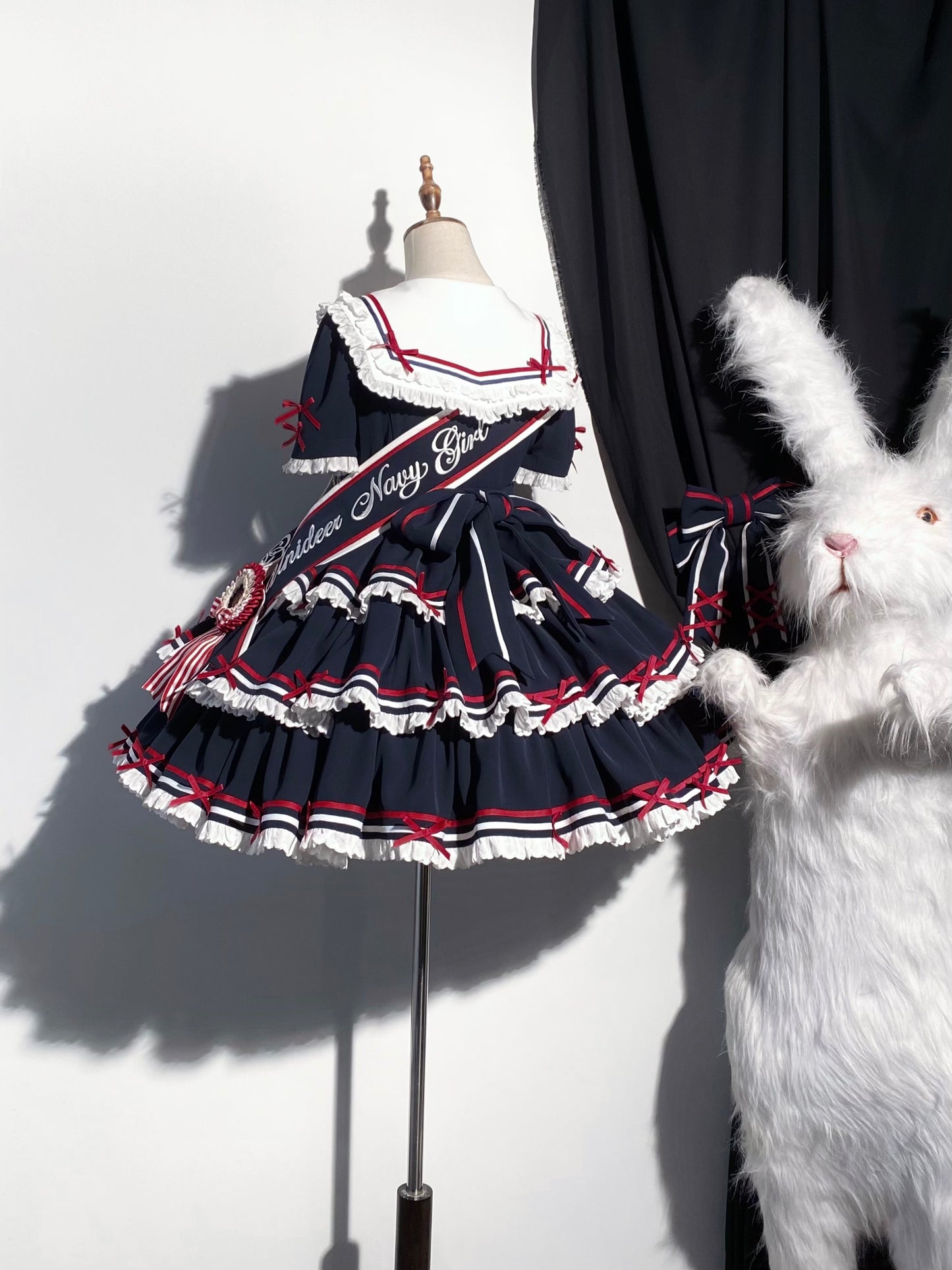 【受注予約4/28まで】セーラー襟と3段フリルの2wayマリンワンピース・ネイビー・ショート丈