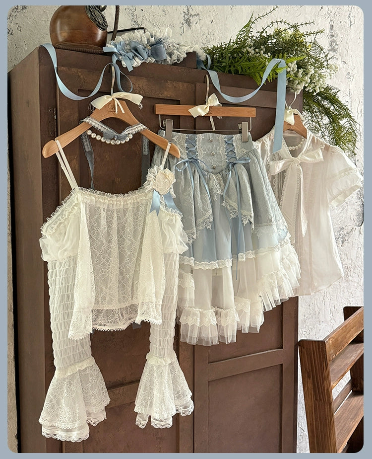 Antique Porcelain Plates Off-the-shoulder Blouse