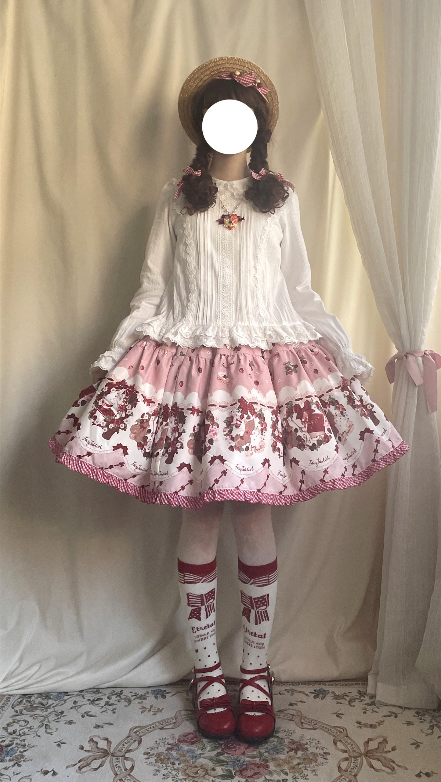 Berry Party heart lace round collar blouse