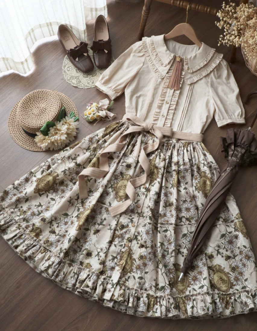 【受注予約10/8まで】Wild Daisies in the Garden 半袖ブラウス