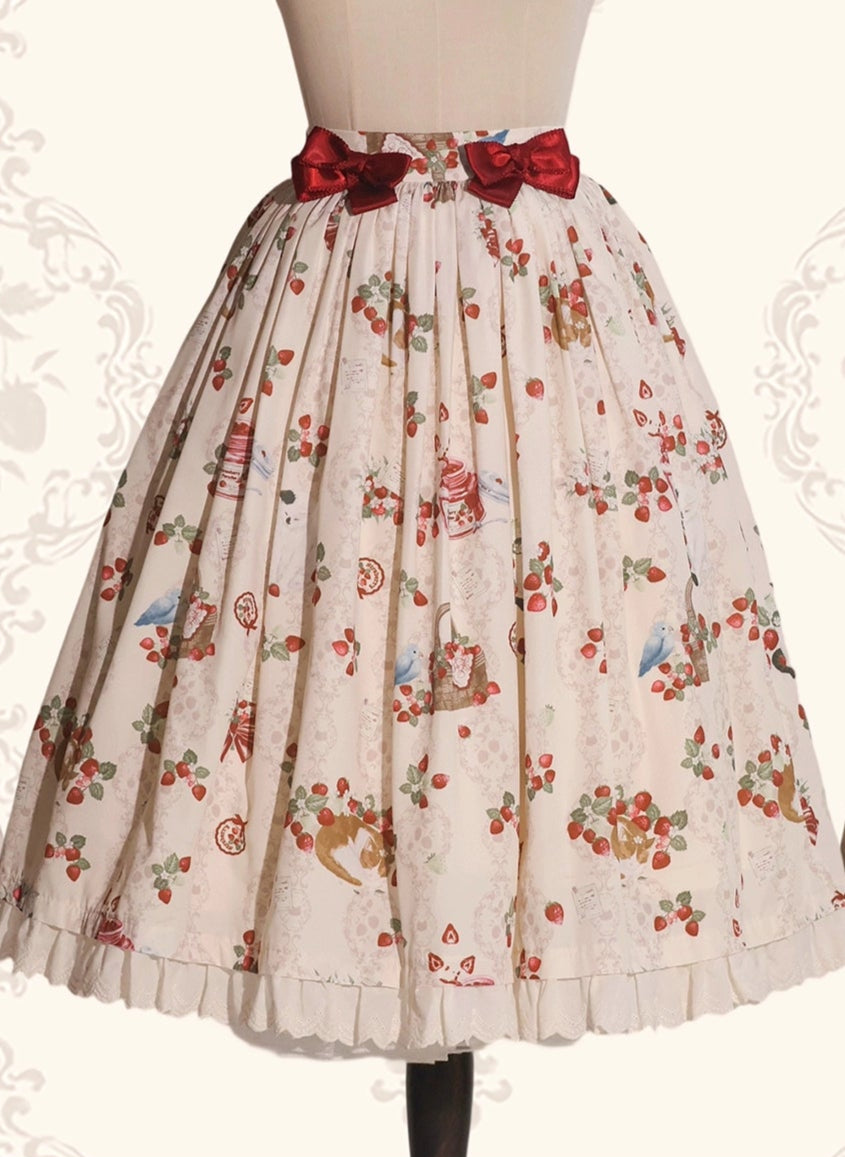 【受注予約8/14まで】 Strawberry Whisper プリントスカート