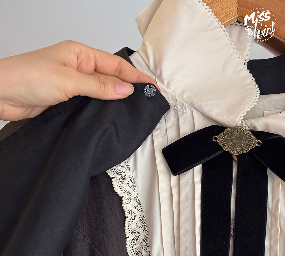 【受注予約11/6まで】German Bookcase ワンピース (ケープ付)