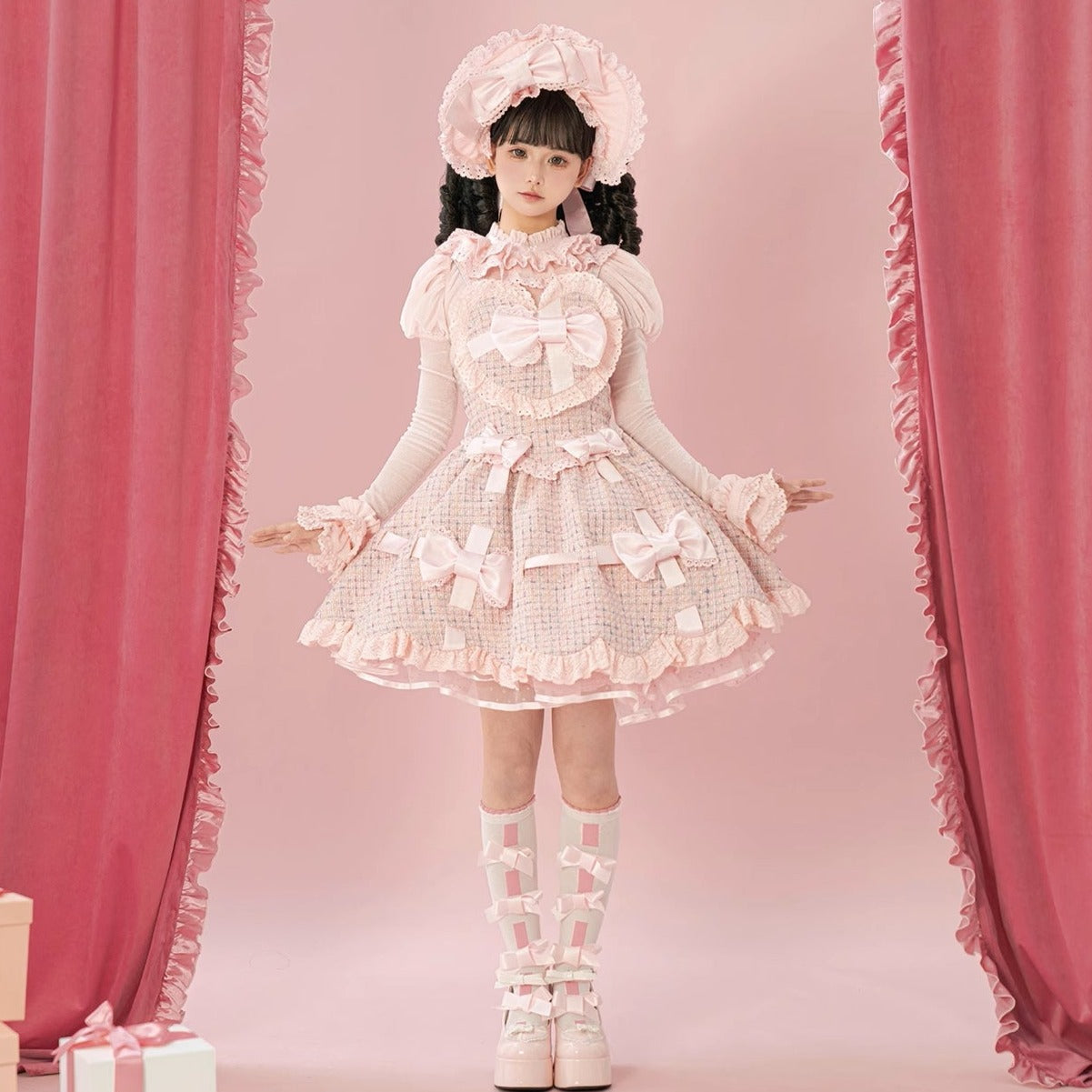 Ribbon Gift Box ミニ丈ジャンパースカートとトップスのセット