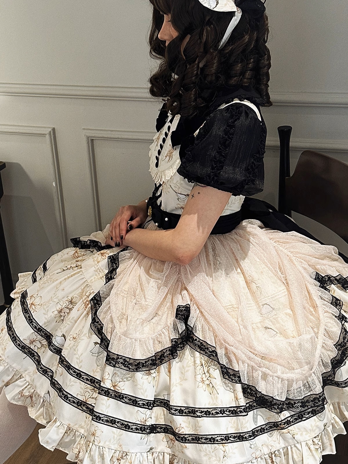 Lily and Wind Short Sleeve Blouse