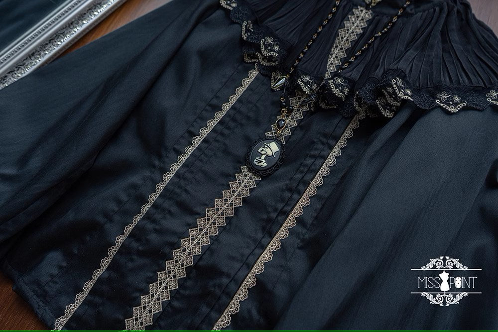 【予約販売】Demon Hunters ロングカフスブラウス【合わせ買いで20%off】