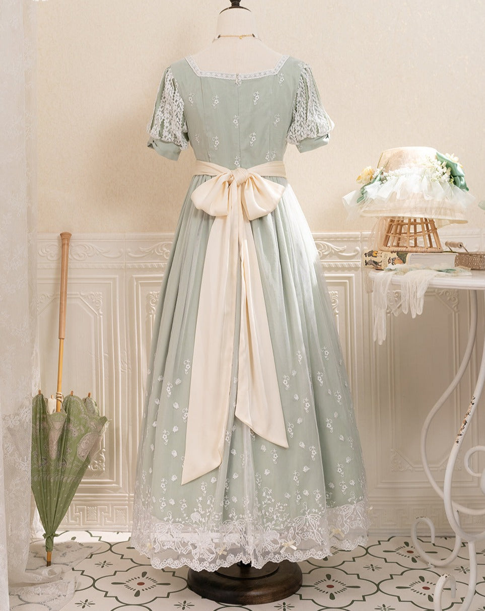 【予約販売】鈴蘭の花刺繍 ギリシャ風 エンパイアドレス