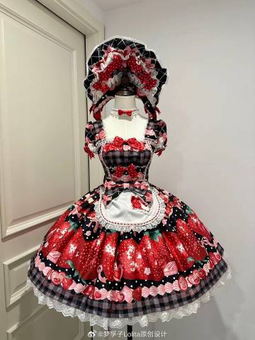 [Pre-orders available until 3/16] Dream to Strawberry Print Dress