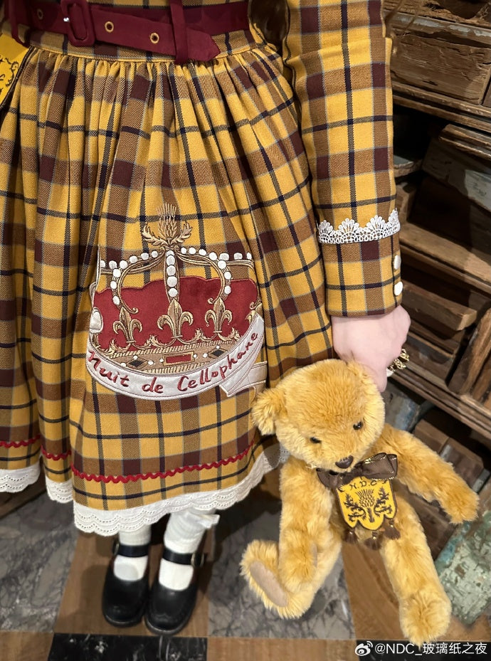 [Pre-orders available until 10/29] Thistle Crown Checkered Mini Skirt
