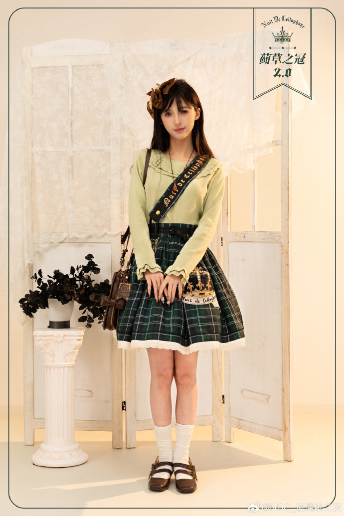 [Pre-orders available until 10/29] Thistle Crown Checkered Mini Skirt