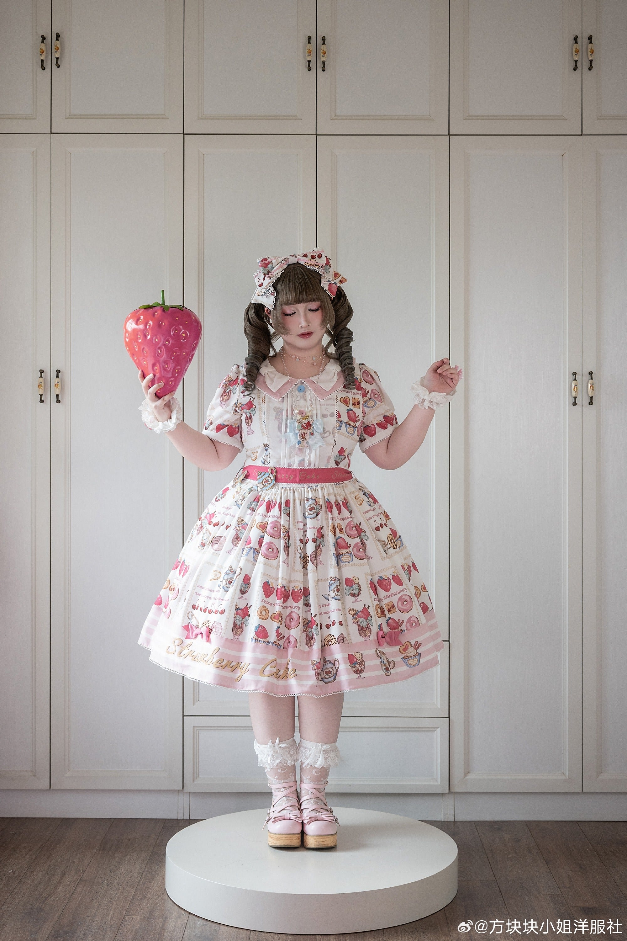 【受注予約6/24まで】Strawberry Parfait Tea プリントワンピース
