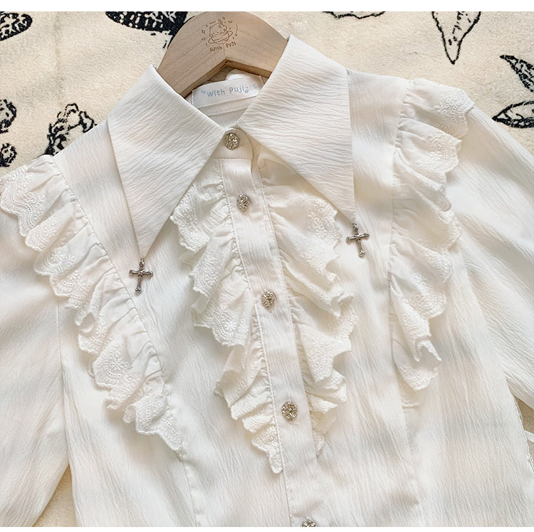 十字架付ジャボタイブラウス