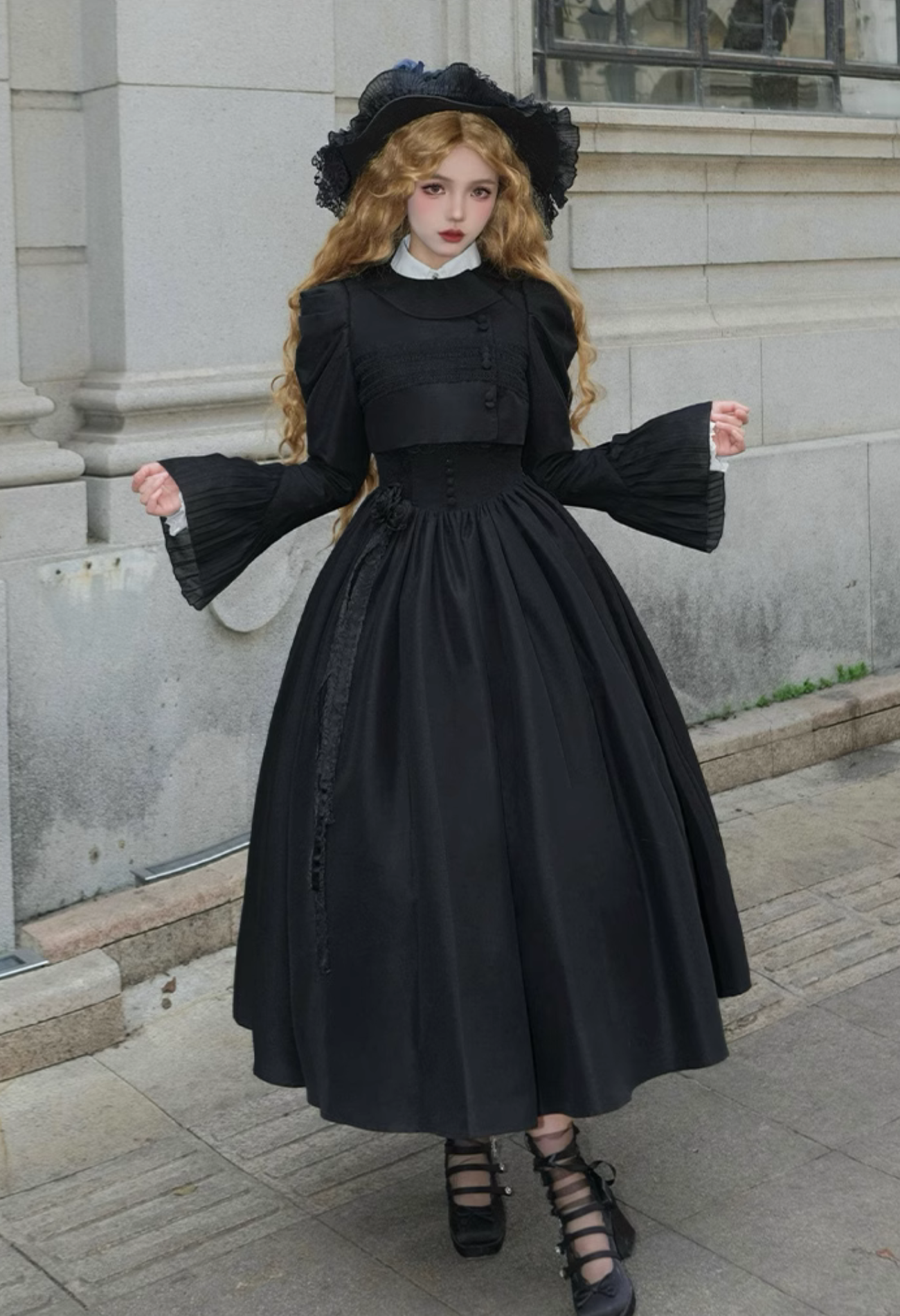 Black rose embroidered collar jumper skirt and jacket, long length