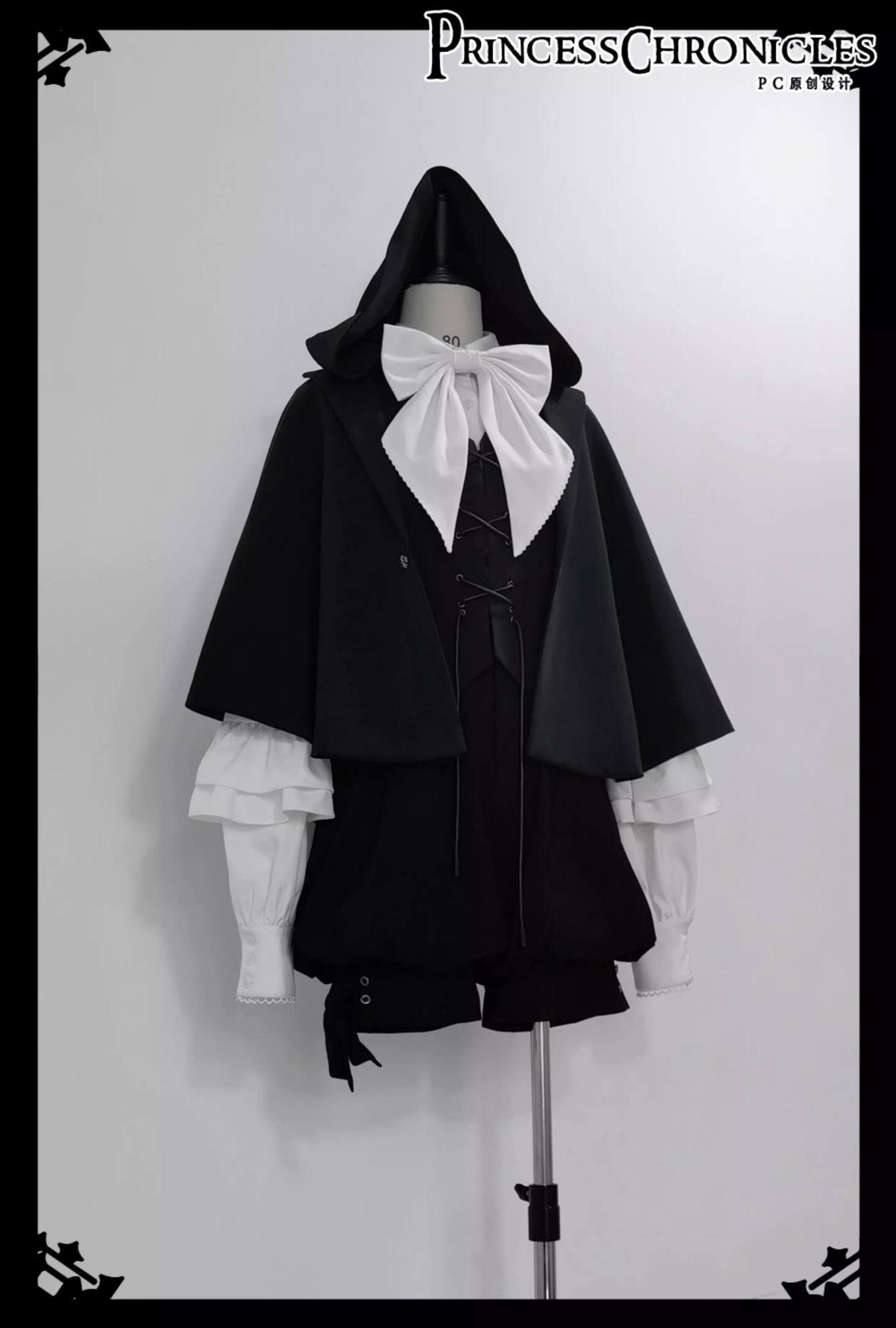 【予約販売】Black Rabbit うさ耳フードベスト・マント・ショートパンツ