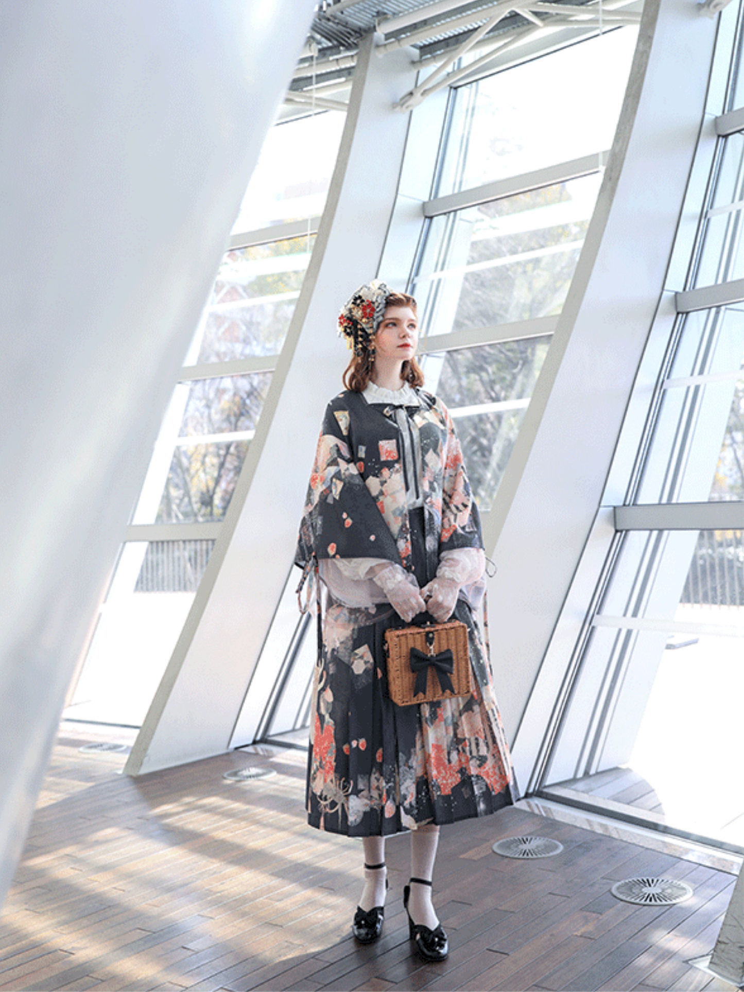 和ロリ苔桃の花咲くエレガント羽織