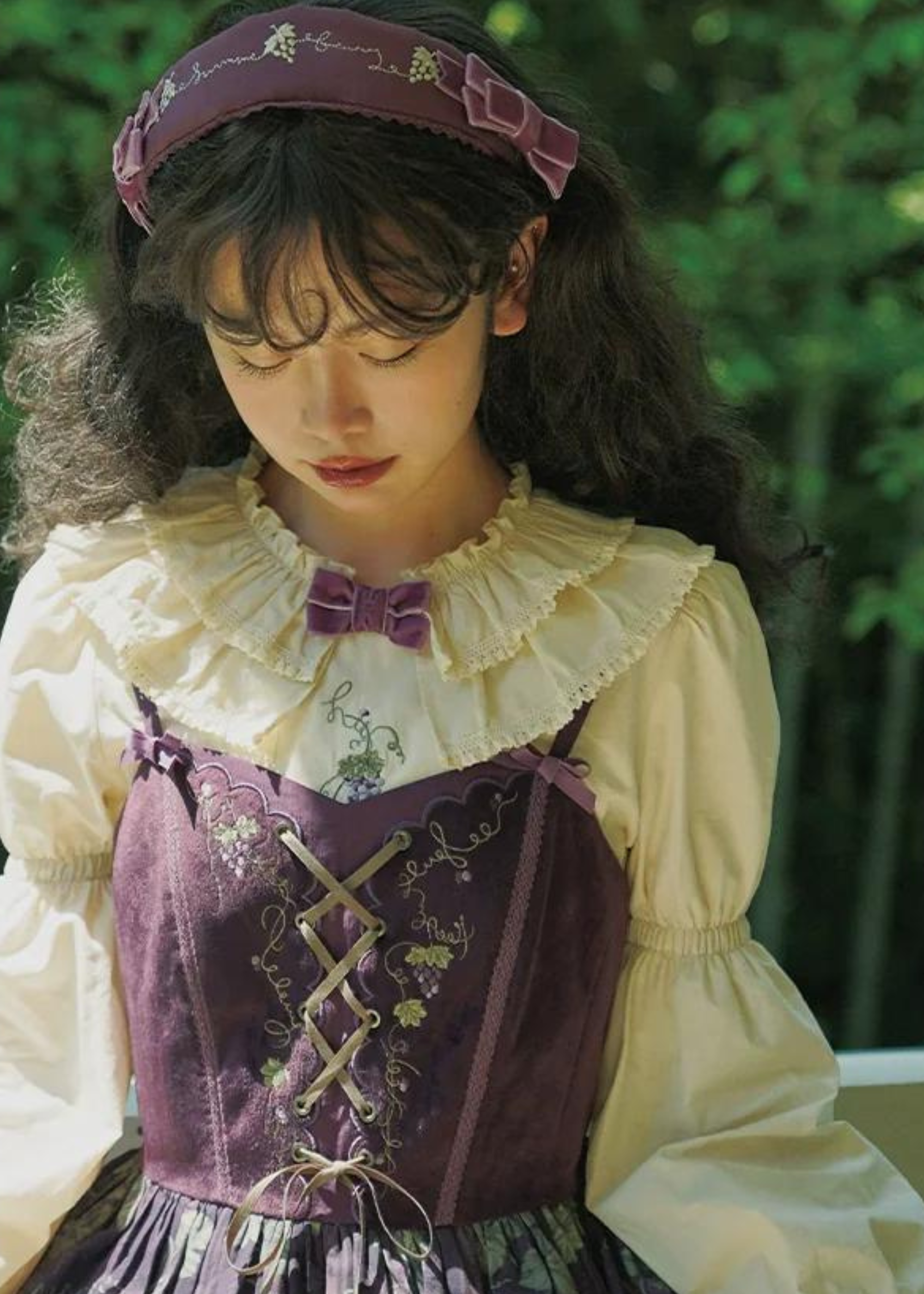 Sunny Rouge Grape pattern front ribbon jumper skirt