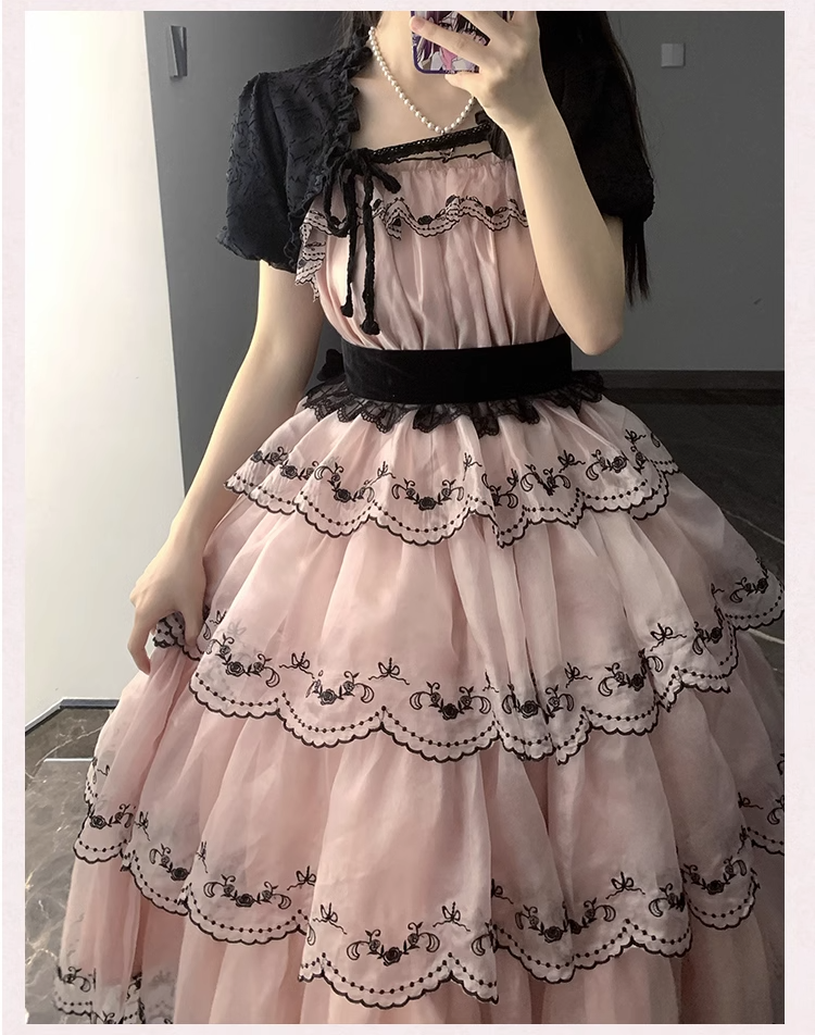 Rose embroidery black pink 4-tier jumper skirt