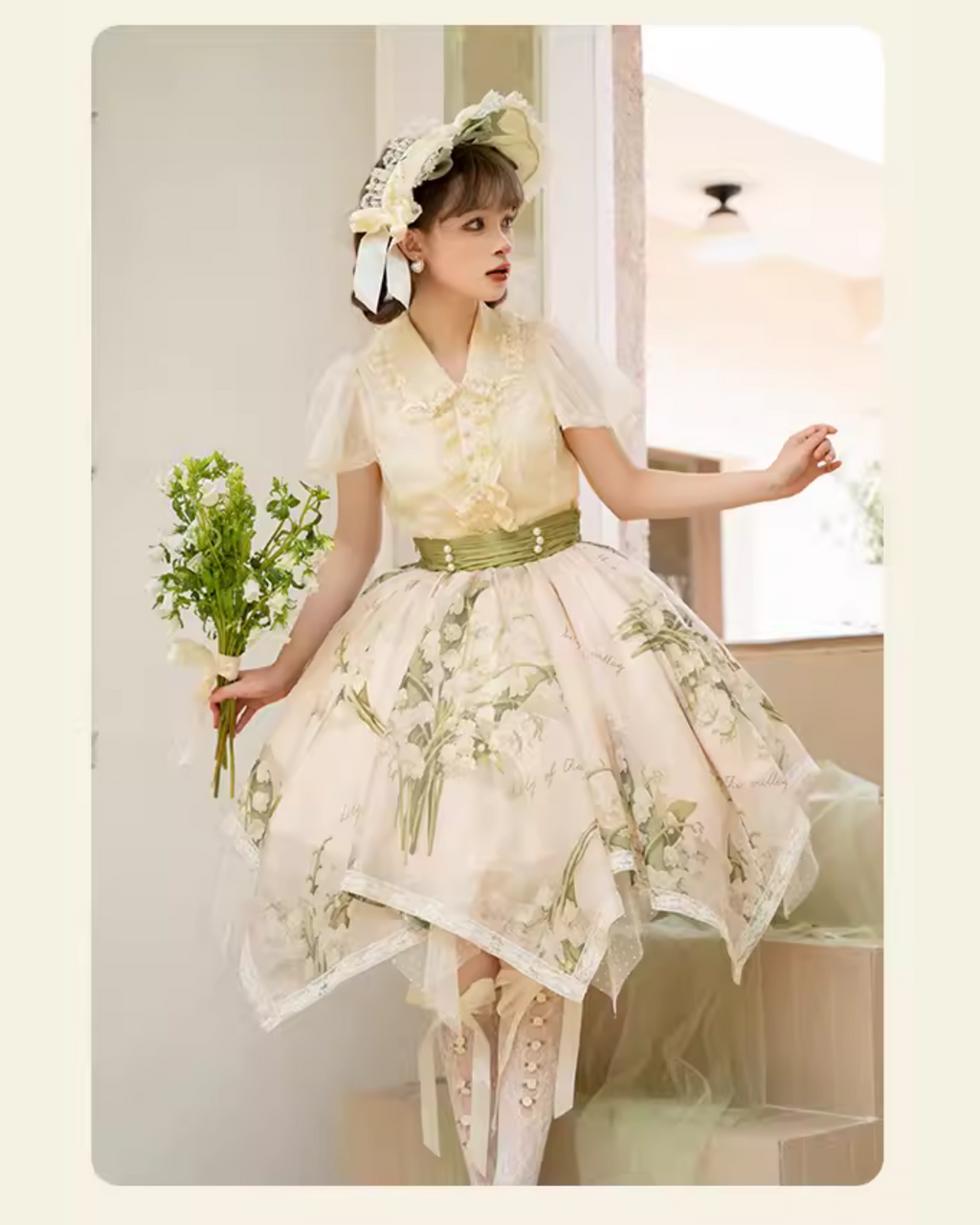 Return of happiness Suzuran print skirt short length