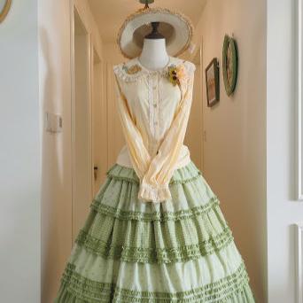 [Pre-order] Gardening Sunflower Embroidered Collar Blouse