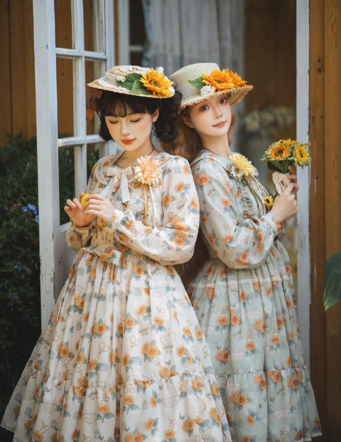 [Pre-order] Gardening Sunflower Daily Dress