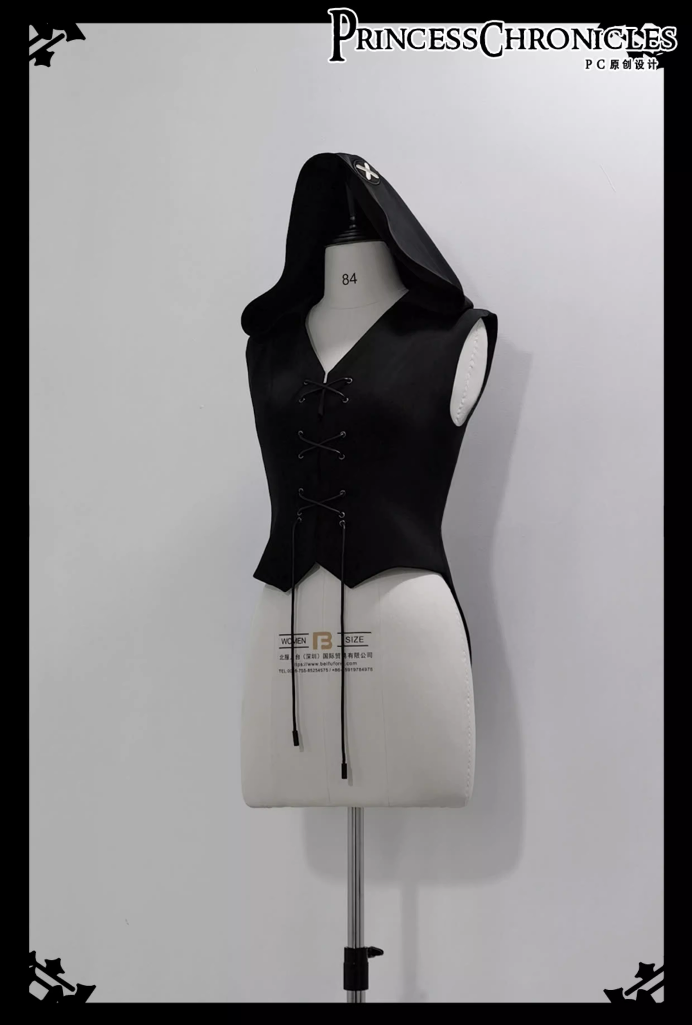 【予約販売】Black Rabbit うさ耳フードベスト・マント・ショートパンツ