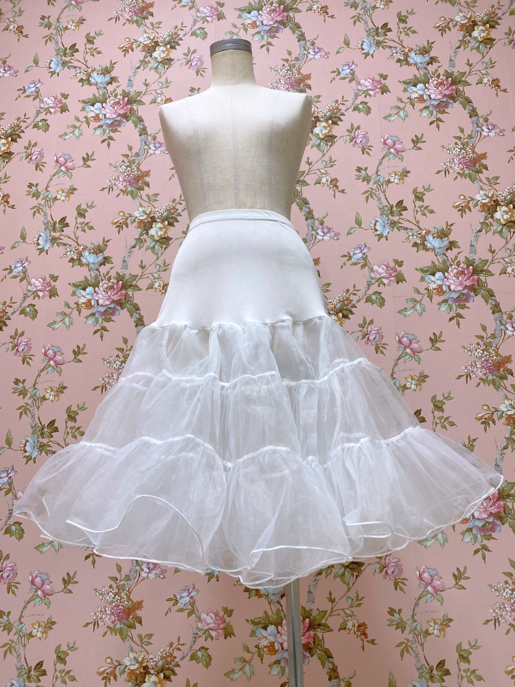 Limited special price [Set sale] Classical Sweet Ribbon and Check Jumper Skirt + Panier