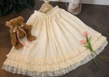 [Sale period ended] Rothenburg Bear dress with inner skirt