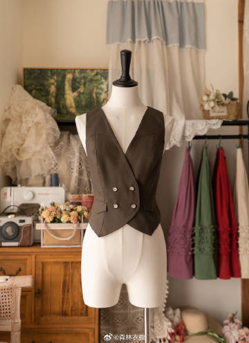 [Pre-order] Forest Basket 4.0V neck vest