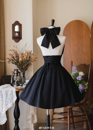 [Pre-order] Forest Carol Jumper Skirt - Short Length