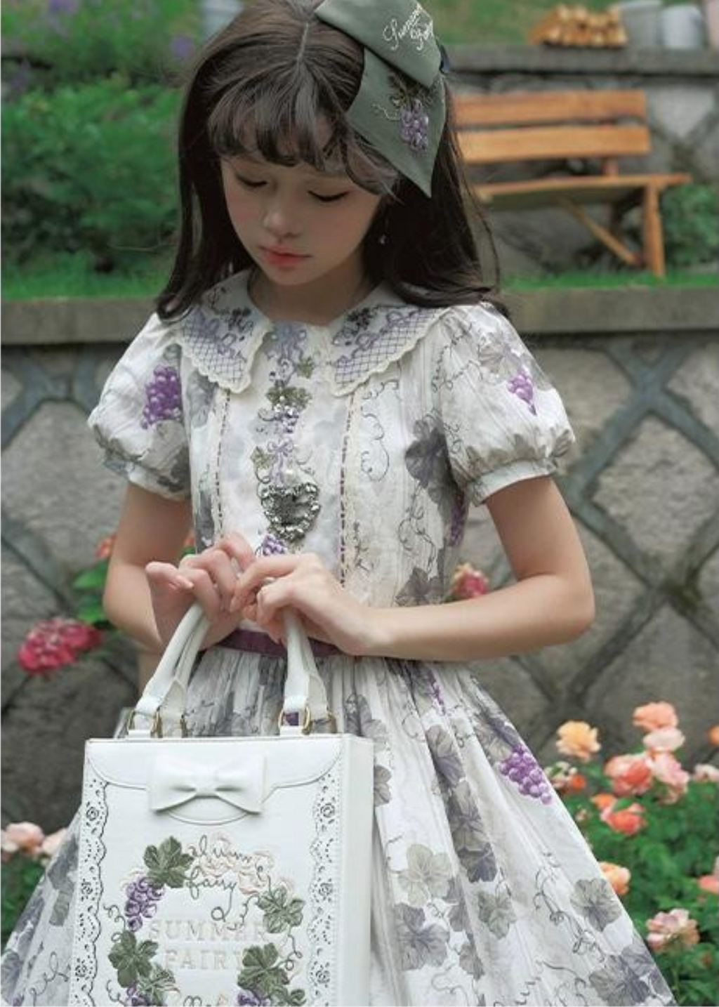 Sunny Rouge Grape pattern embroidered collar short sleeve dress