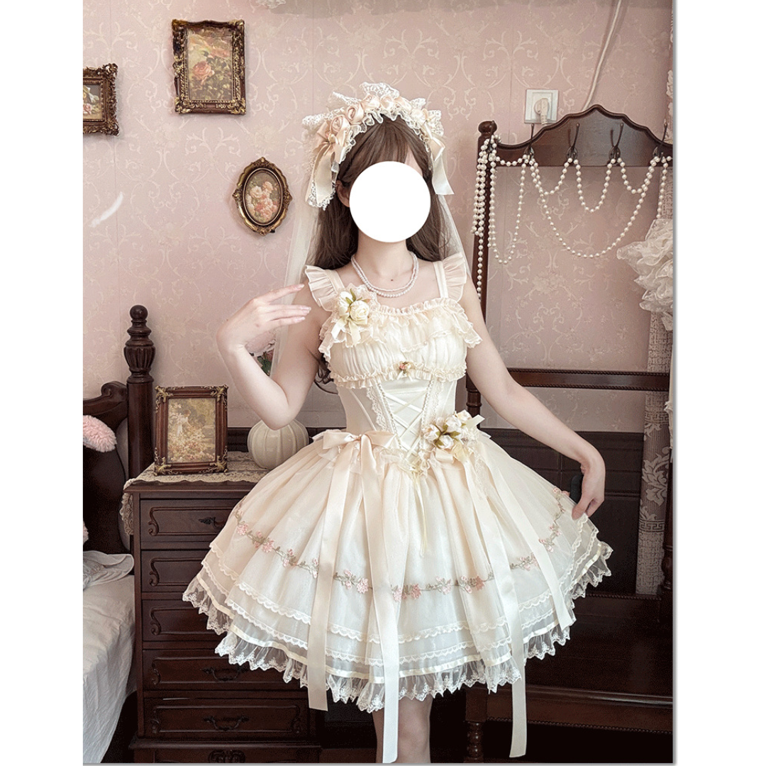 Misty Bloom　花刺繍のミニ丈ジャンパースカート