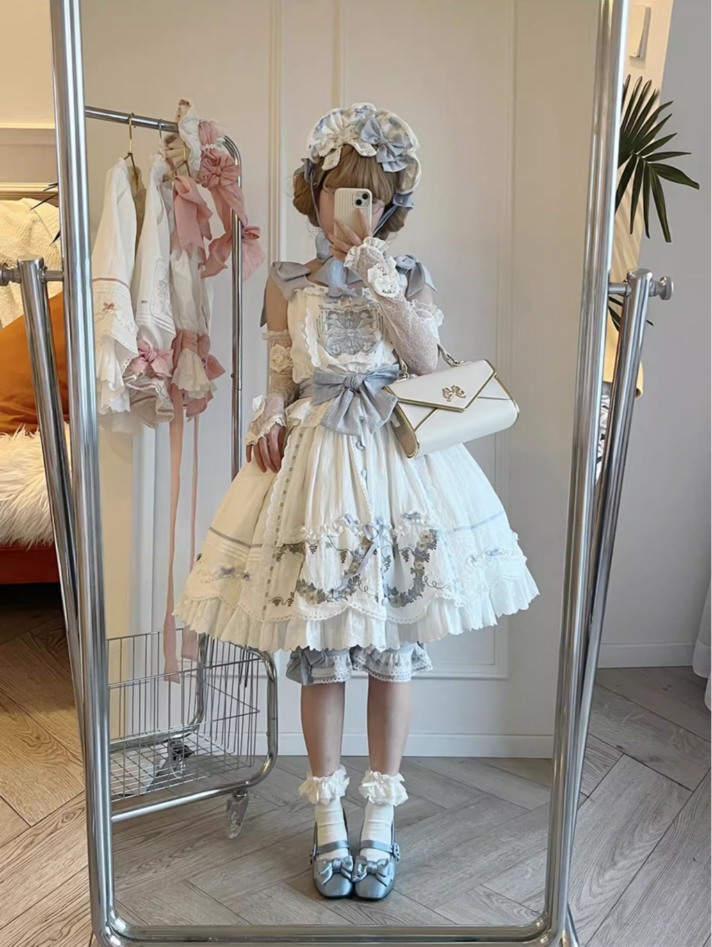Mysterious Embroidery コットン2wayノースリーブトップス