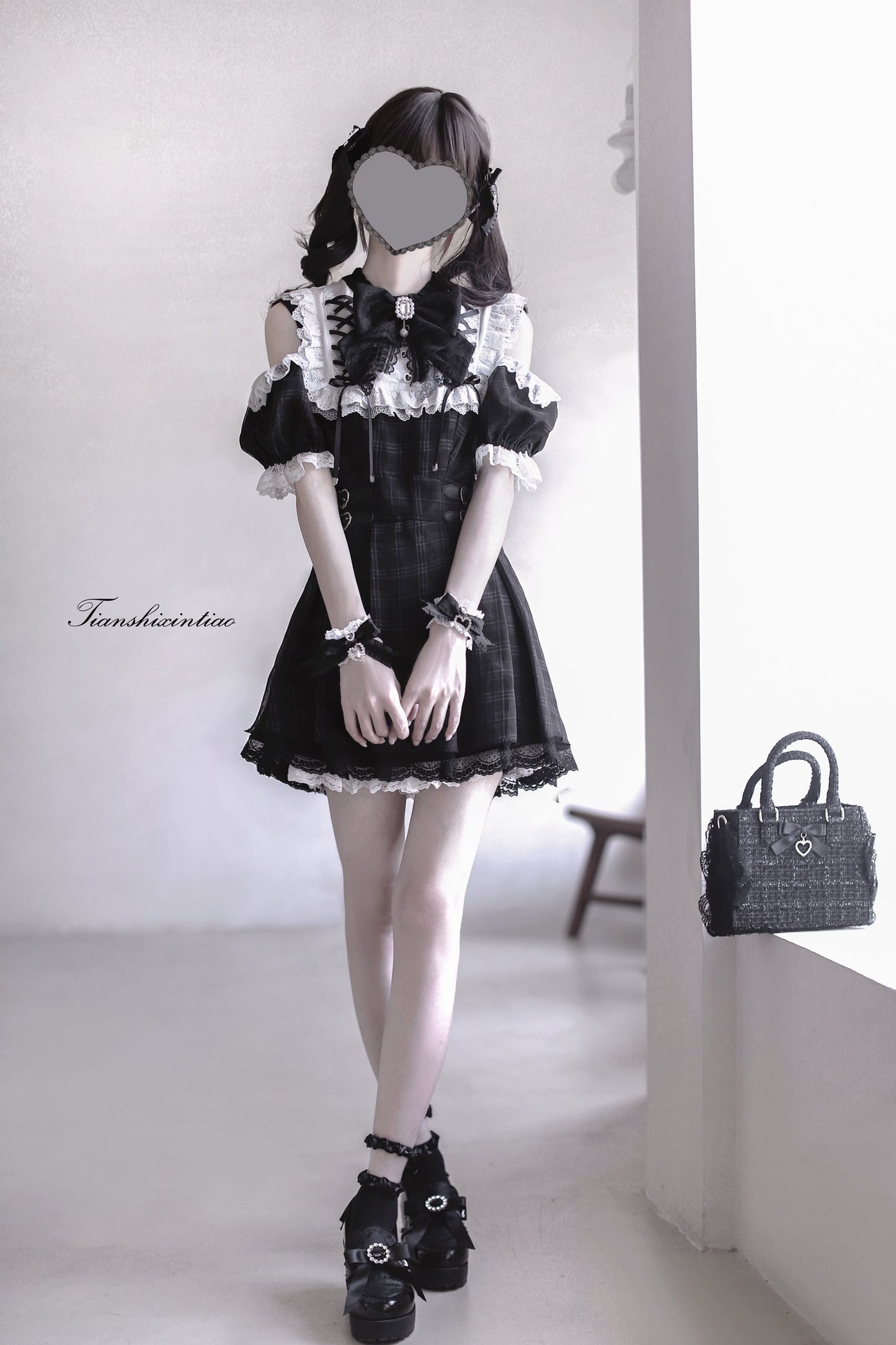 【予約販売】 Angel Heartbeat Black フリルチェックミニ丈ワンピース