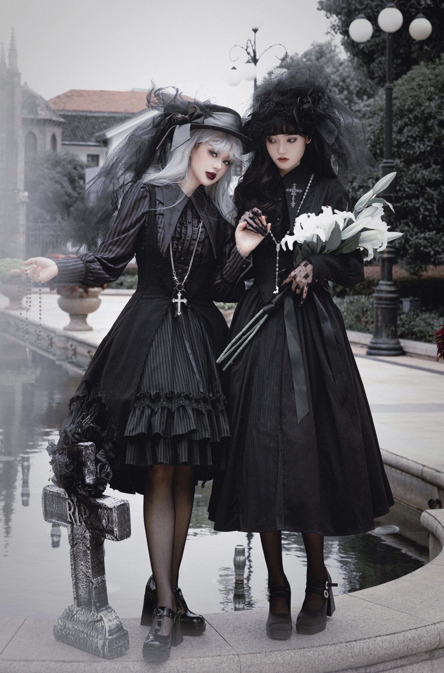 [Sale period ended] Song for Prayer Gothic Lolita Jumper Skirt