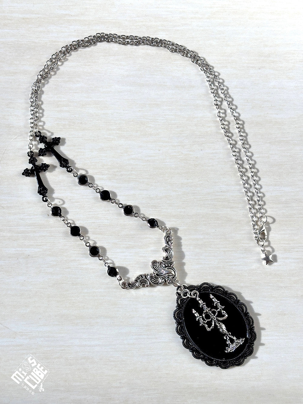 受注予約1/18まで【同時購入のみ】Blood Night Lantern Master アクセサリー