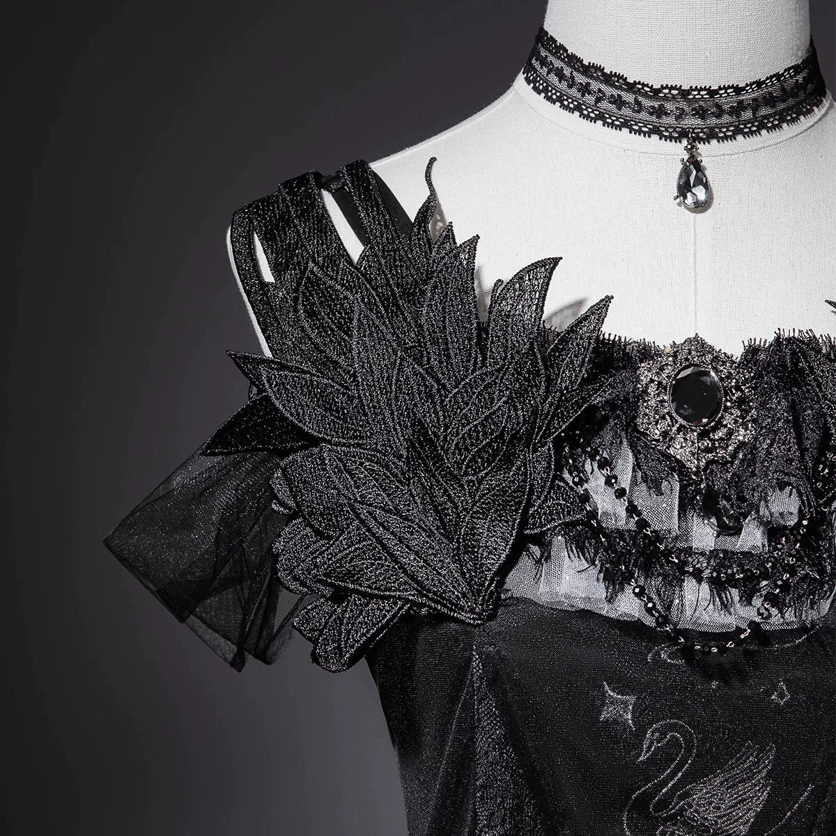 Black Feather 白鳥刺繍ジャンパースカートセット