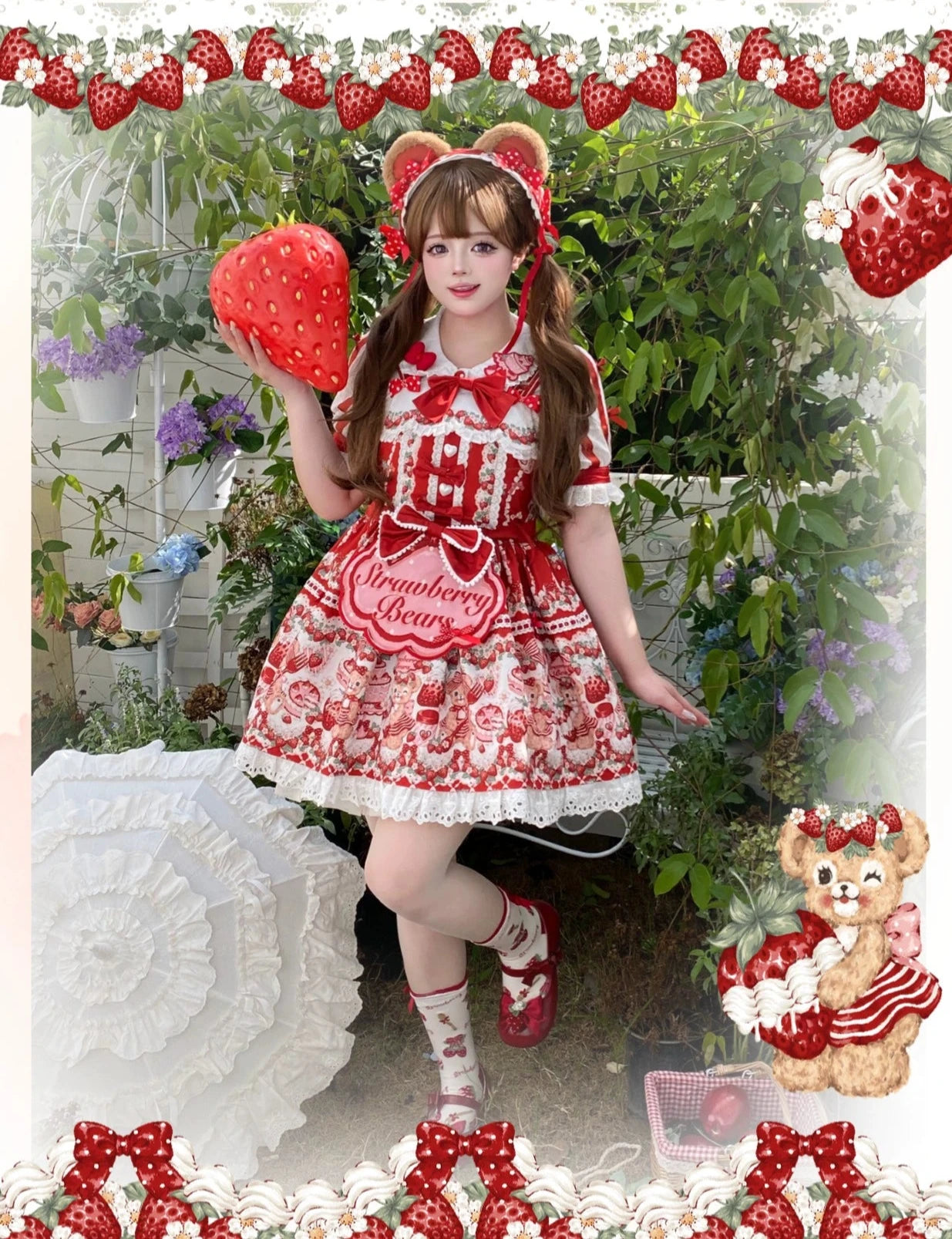 [Pre-orders available until 8/28] Bear Strawberry Garden Overalls Skirt 3-piece set