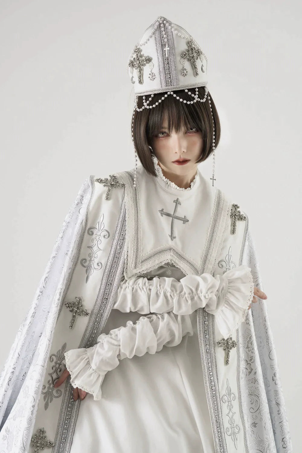 [Resale/Pre-orders until 10/16] Pray on a Moonlight Night Long Cloak