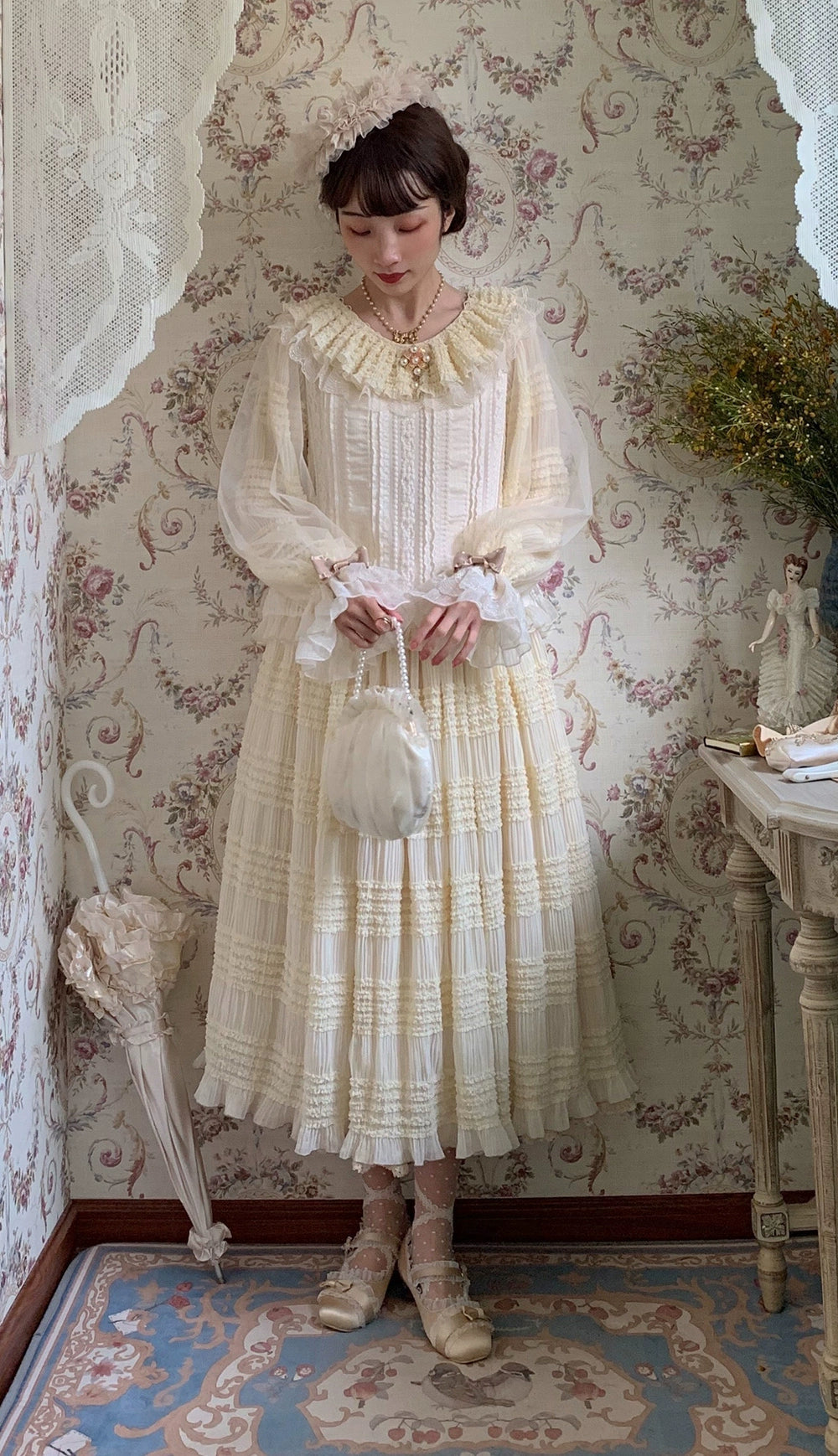 [Pre-orders available until 2/19] Cat Rose Tea Party Ruffled Long Sleeve Blouse