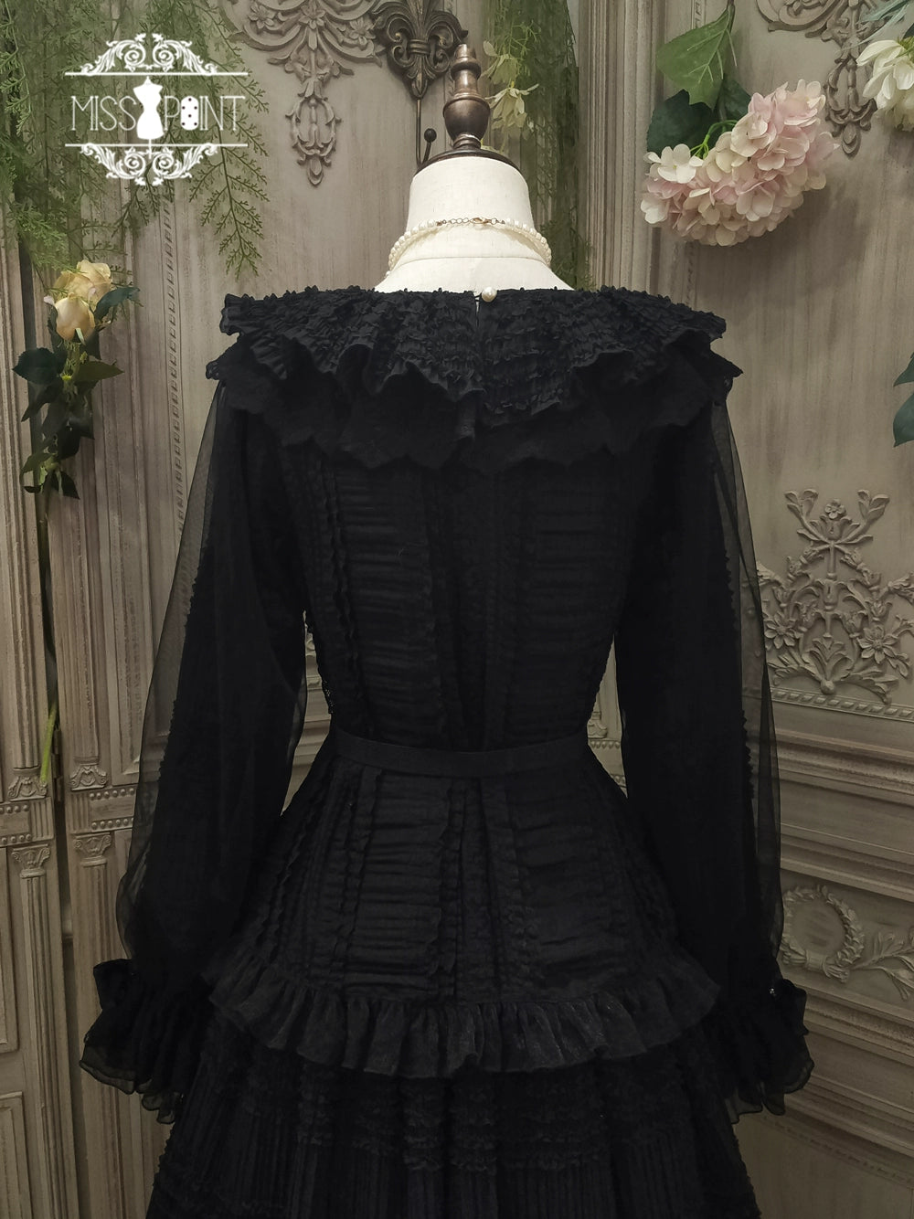 [Pre-orders available until 2/19] Cat Rose Tea Party Ruffled Long Sleeve Blouse