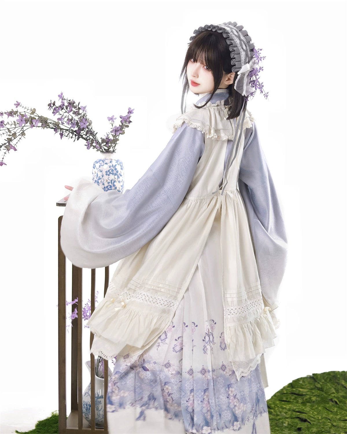 Sakura flower blue gradient set up with apron