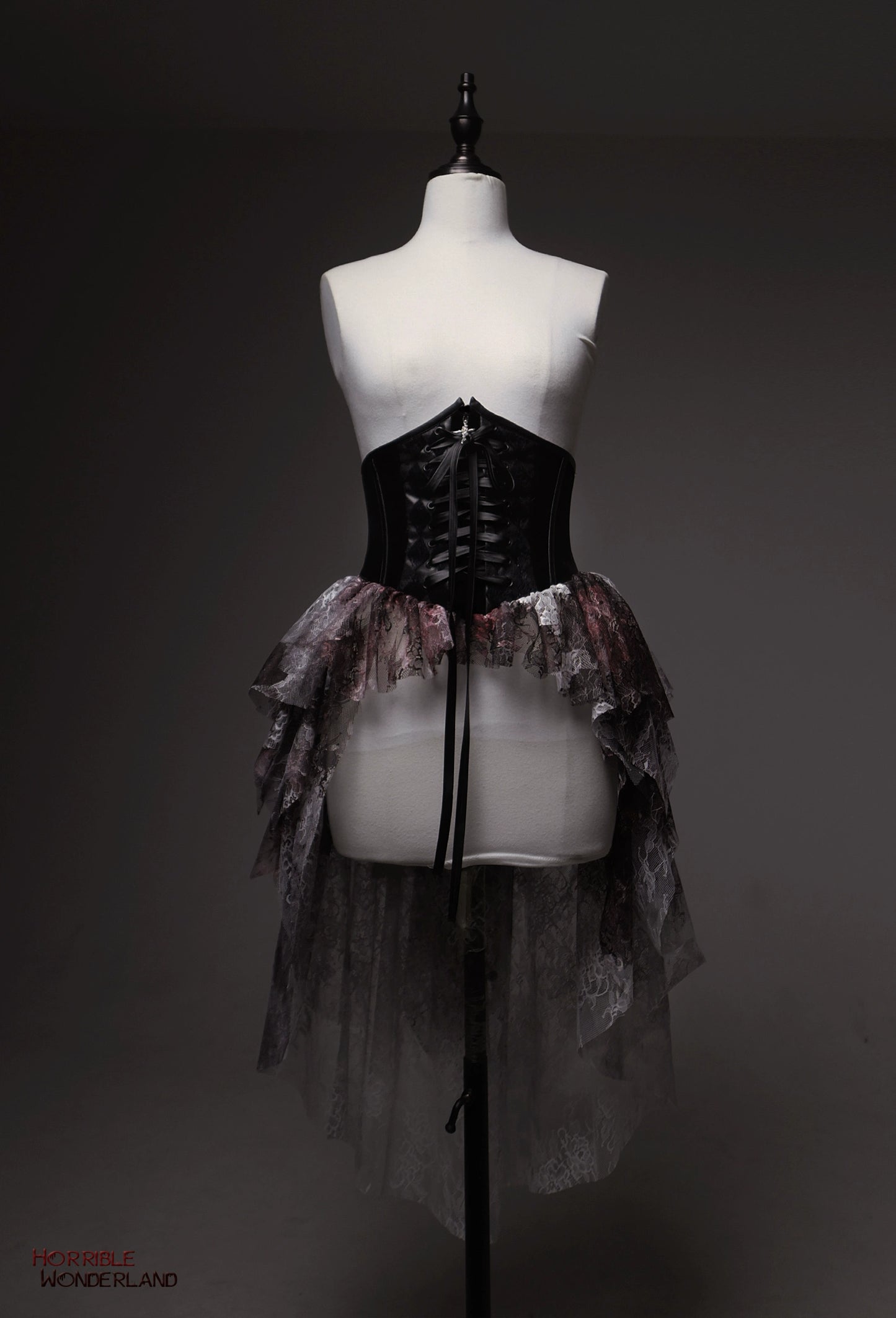 [Pre-orders until 9/18] Horrible Wonderland Corset with Tail