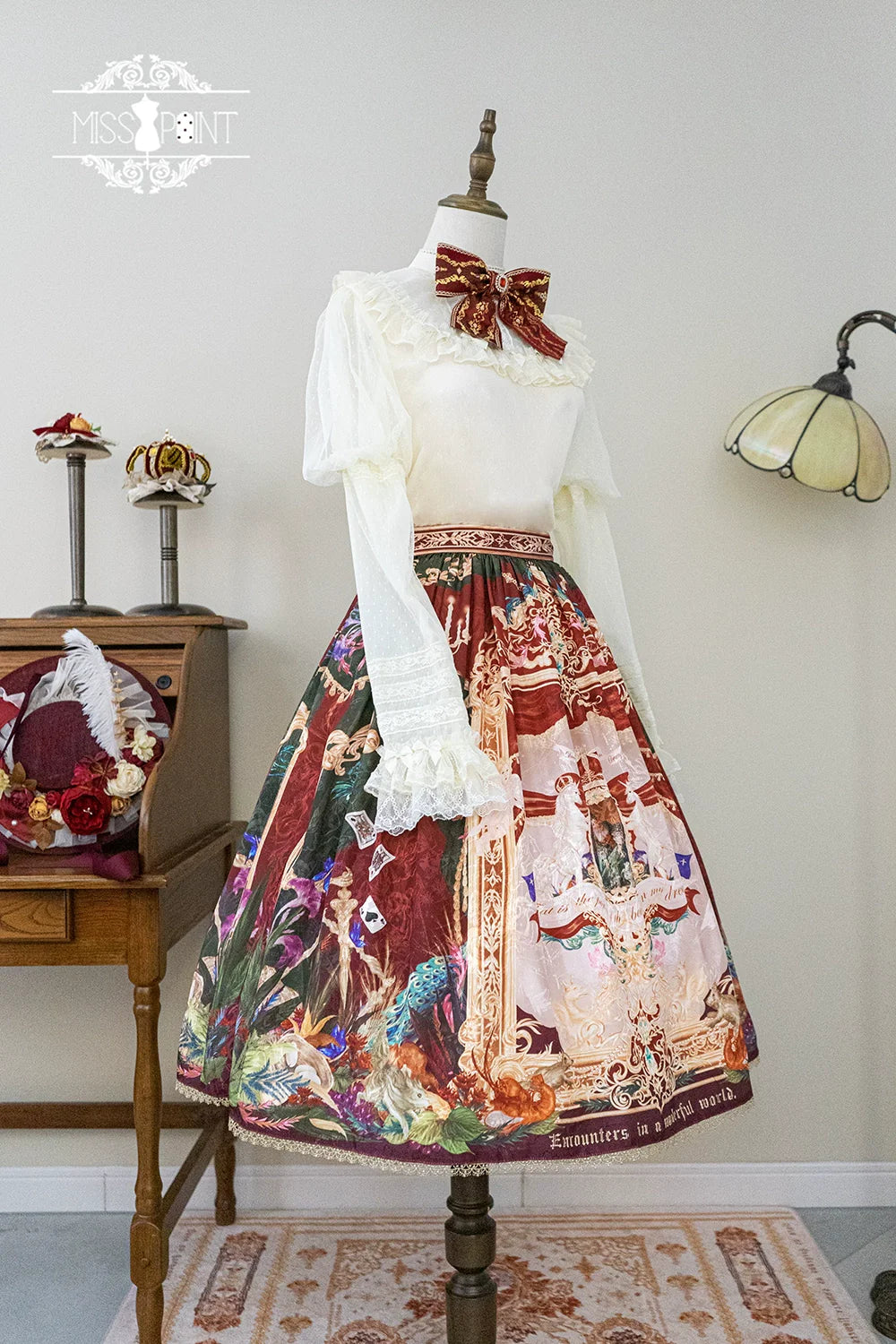 [Pre-order] Wanhua Mirror Western Aristocrat-style Skirt, Lace Type