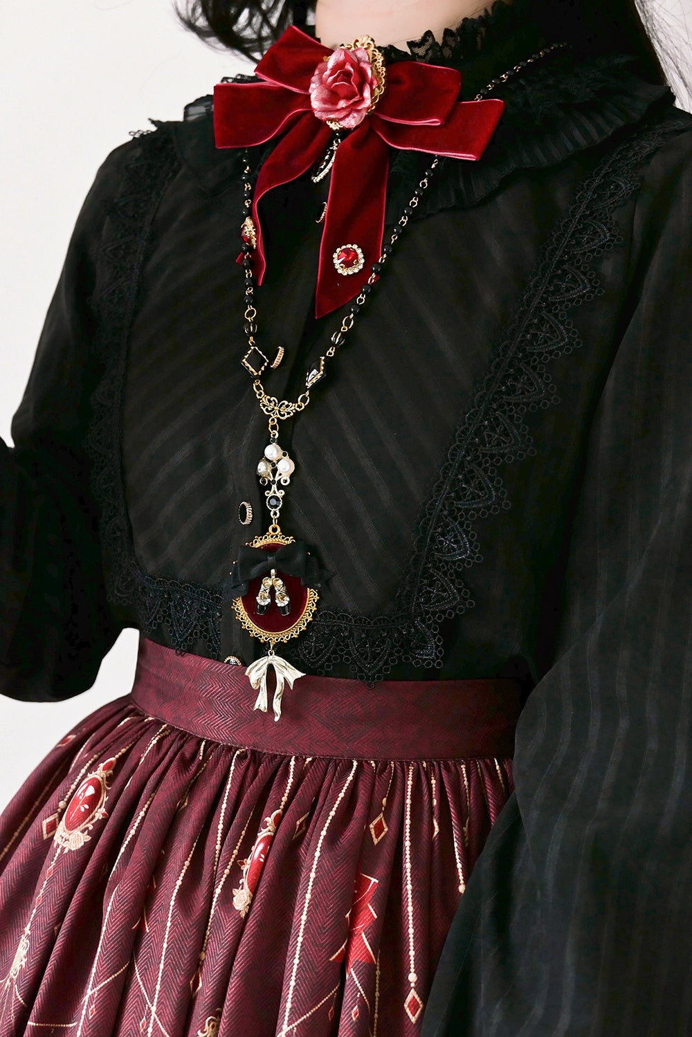 [Pre-orders available until 11/4] Magician's Classical Jabotai Blouse