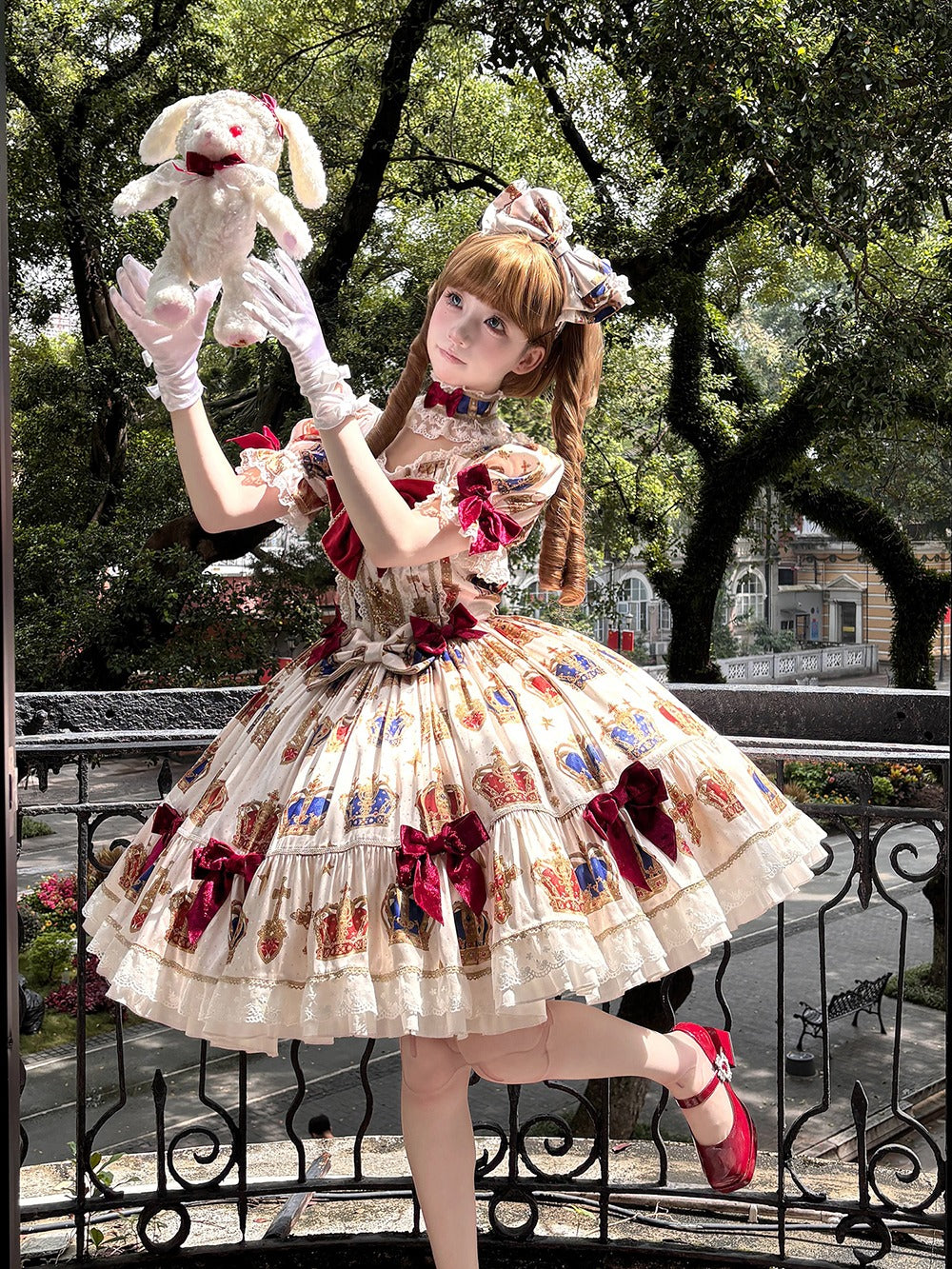 [Resale/Pre-orders available until 3/9] Star Crown Velvet Ribbon Print Dress