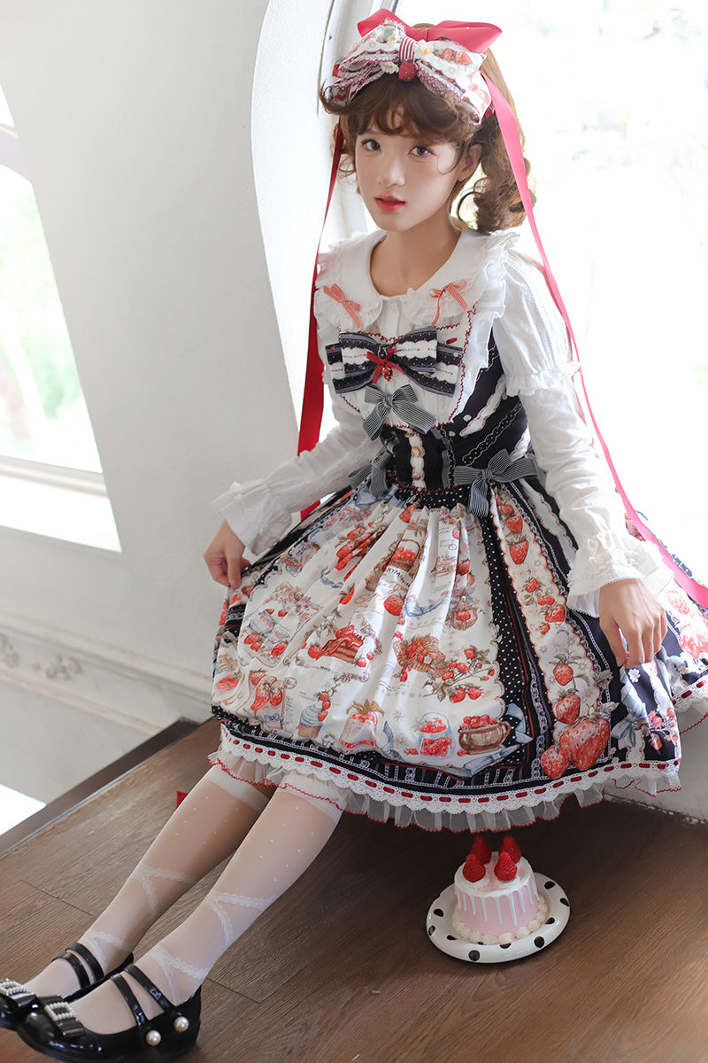 [Pre-orders available until 2/26] Strawberry Manor Print Jumper Skirt